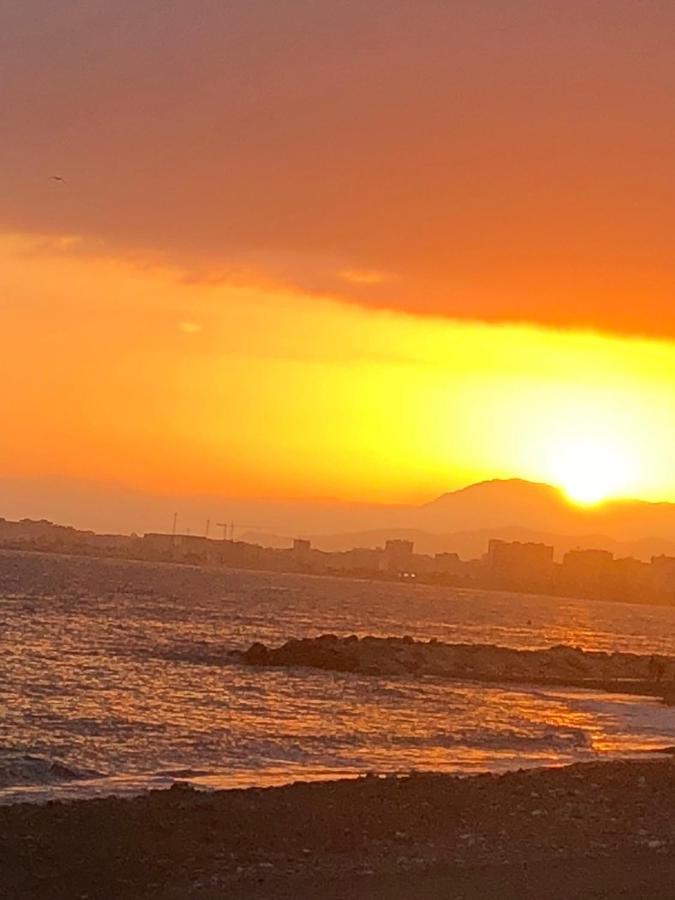 Relaxing Vacation At The Beach Malaga Ngoại thất bức ảnh